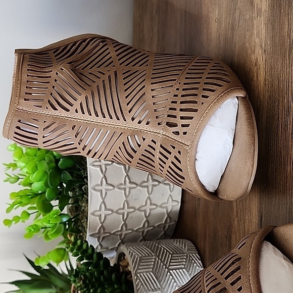 Lane Bryant - 12W, Taupe Laser Cut-Out Open Toe Sling Back with Stacked Heel​​​ - Picture 3 of 7